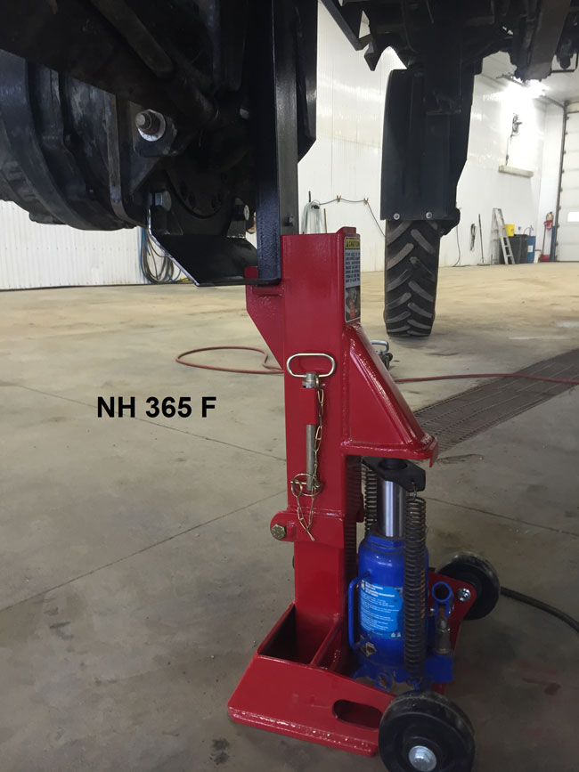 New Holland 365 F with Mount Green Jack Stand